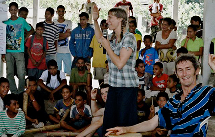 Gillian performing to children
